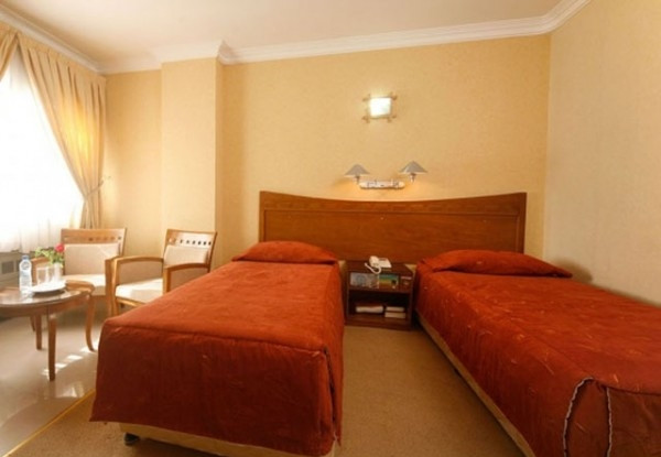 عکس هتل آزادی