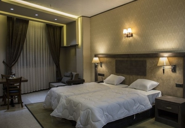 عکس هتل باران