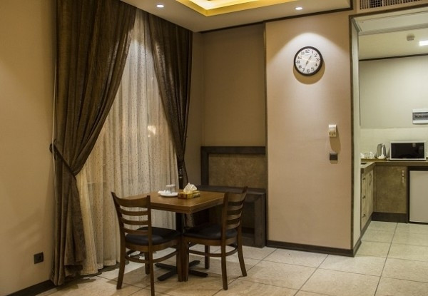 عکس هتل باران