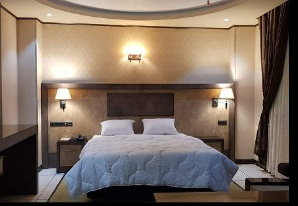 عکس هتل باران