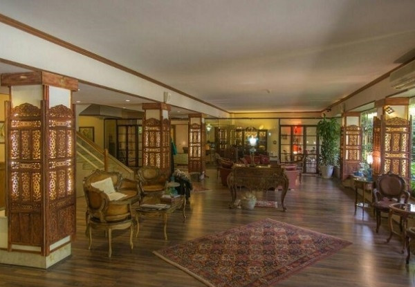 عکس هتل چهل پنجره