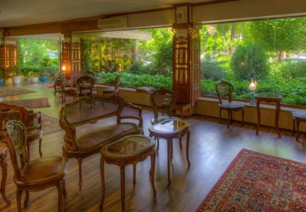 عکس هتل چهل پنجره