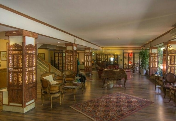 عکس هتل چهل پنجره