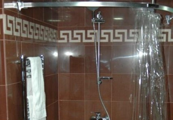 عکس هتل چهل پنجره