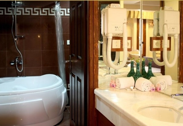 عکس هتل چهل پنجره