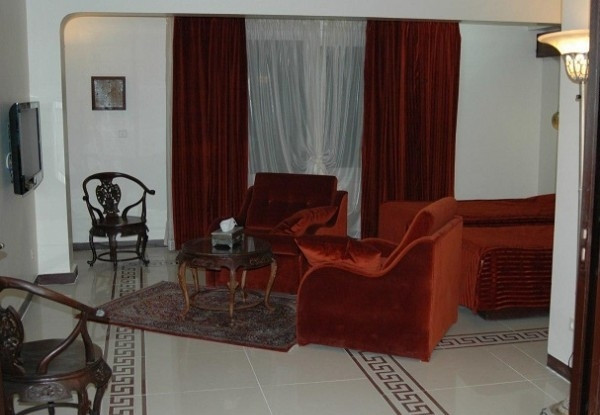 عکس هتل چهل پنجره