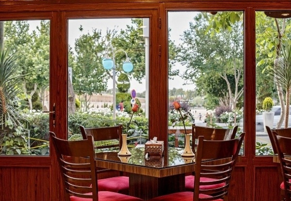 عکس هتل پارسیان سوئیت