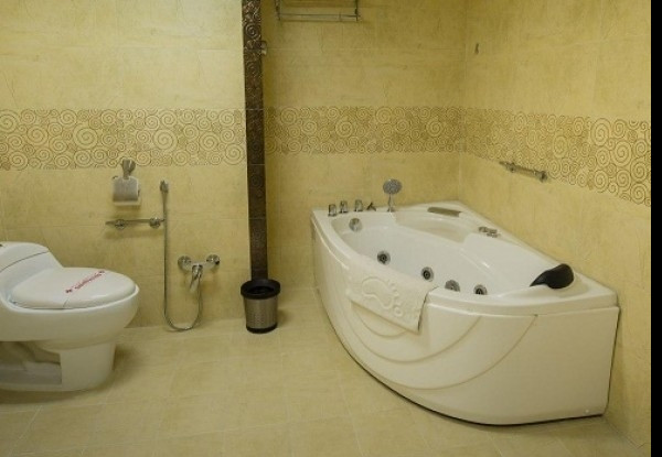 عکس هتل پیروزی