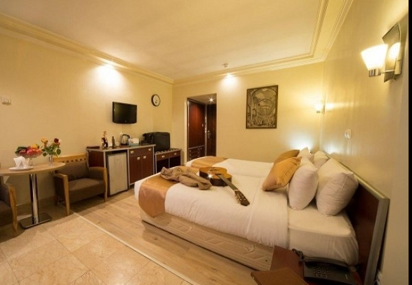 عکس هتل پیروزی