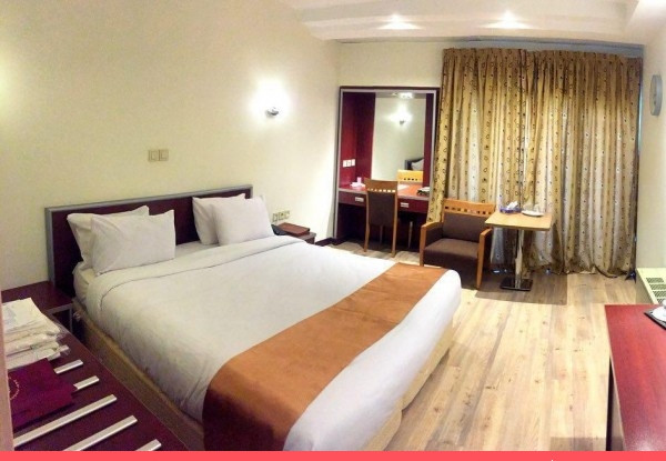 عکس هتل پیروزی