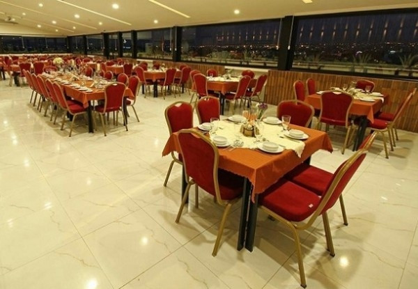 عکس هتل شیخ بهایی