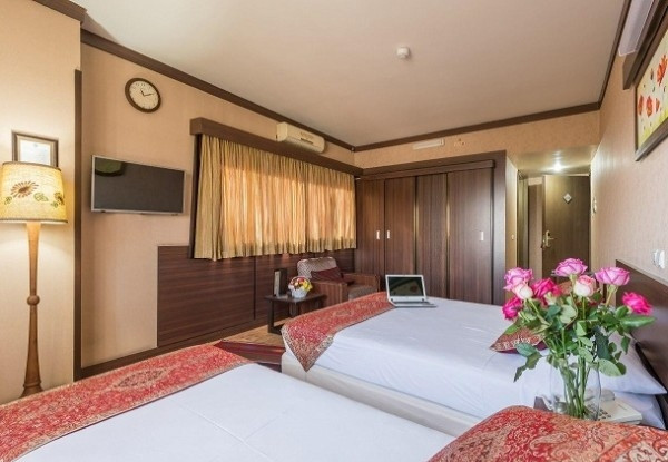 عکس هتل شیخ بهایی