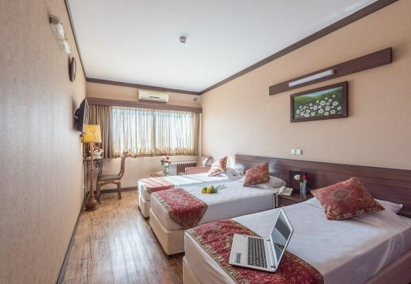 عکس هتل شیخ بهایی