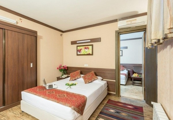 عکس هتل شیخ بهایی