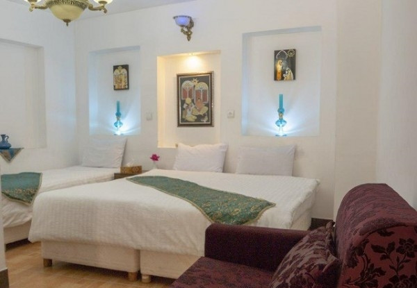 عکس هتل سنتی طلوع خورشید