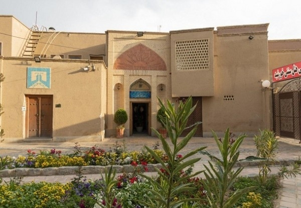 عکس هتل سنتی طلوع خورشید