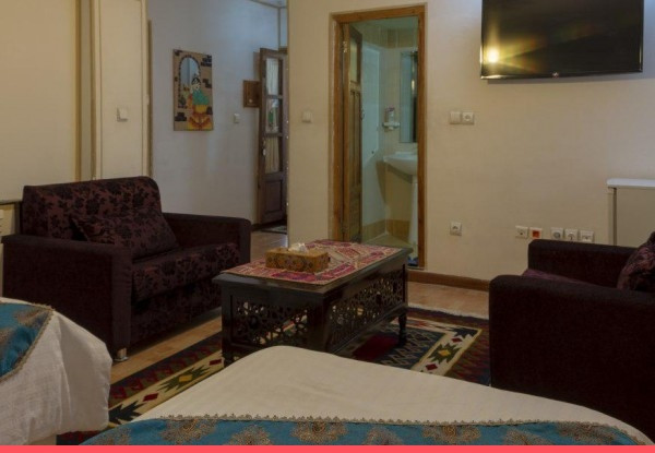 عکس هتل سنتی طلوع خورشید