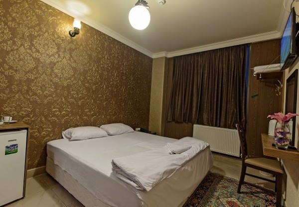 عکس هتل زنده  رود