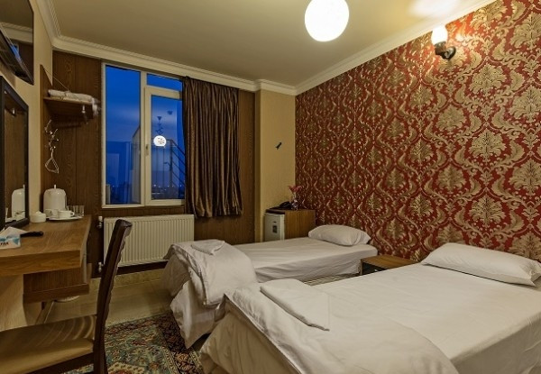 عکس هتل زنده  رود