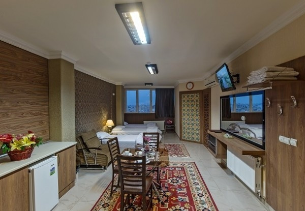 عکس هتل زنده  رود