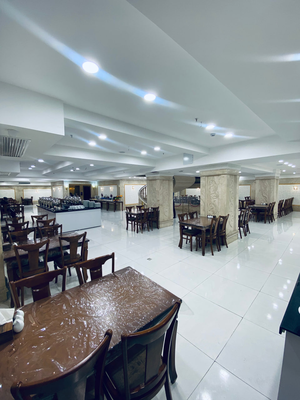 عکس هتل ضیافت نور