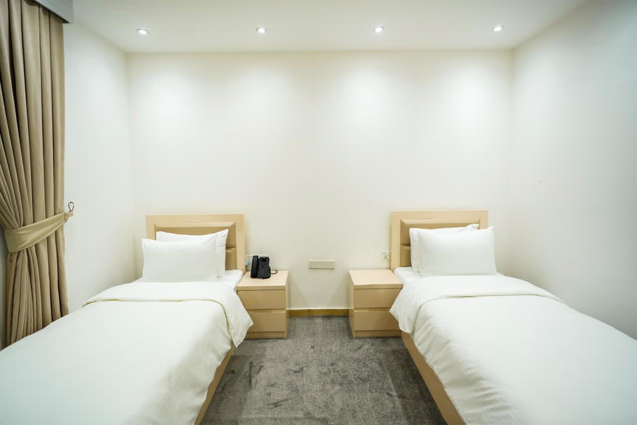 عکس هتل طیبه