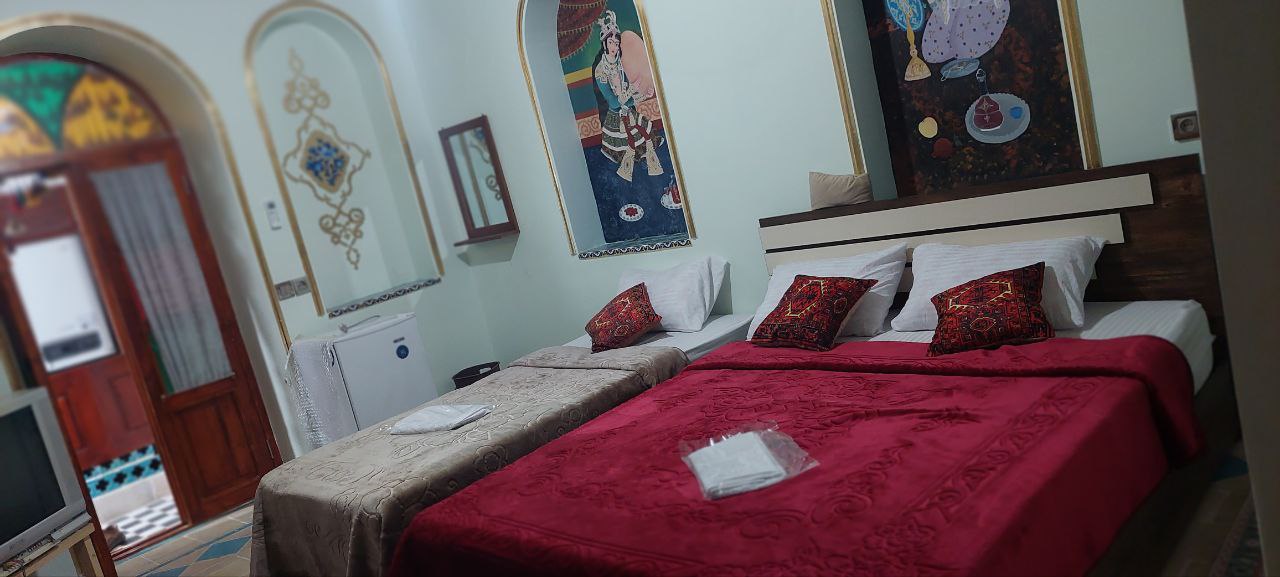 عکس هتل ملک تاج