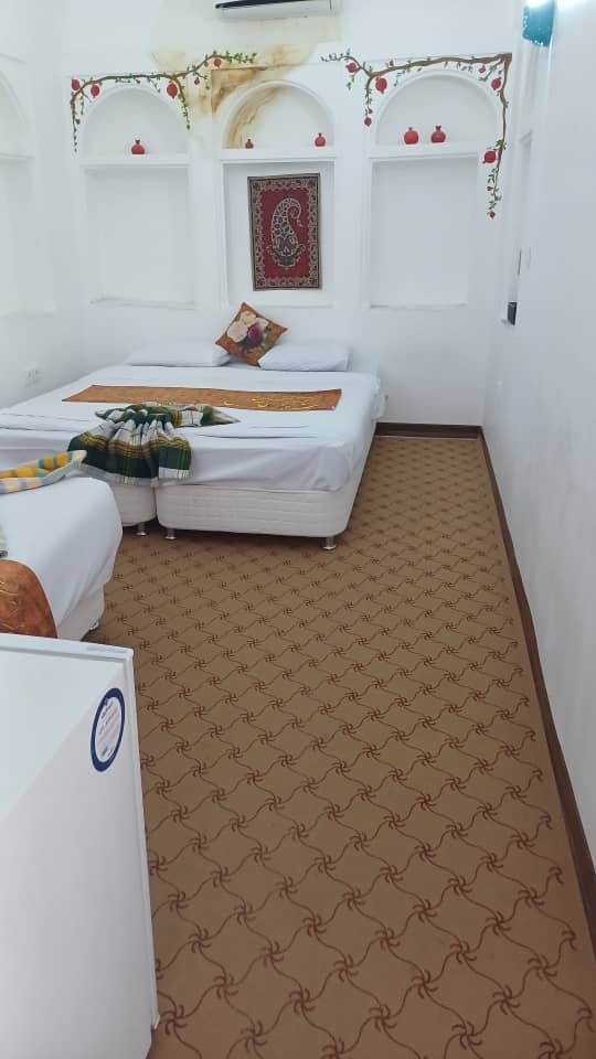 عکس هتل کهن پایاب