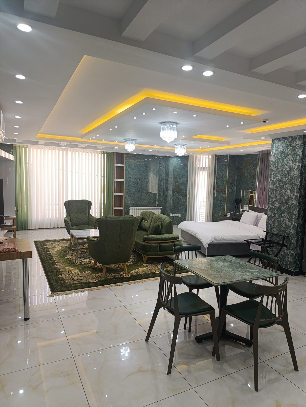تصویر هتل نامدار