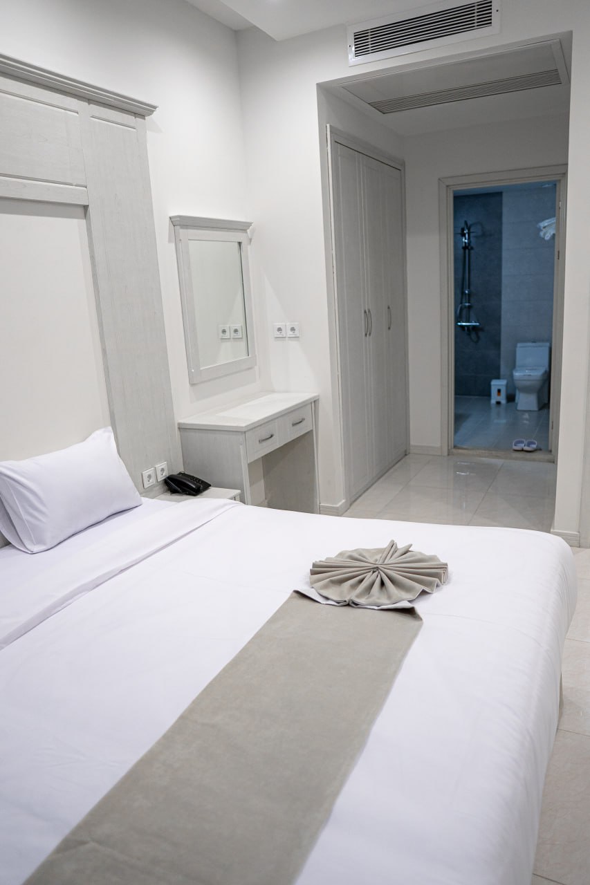 عکس هتل سپهر آراد