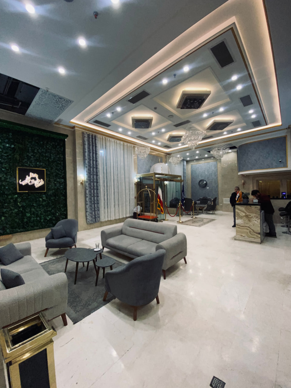 عکس هتل ضیافت نور