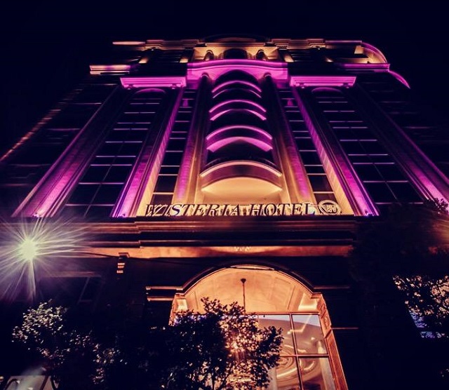 عکس هتل ویستریا