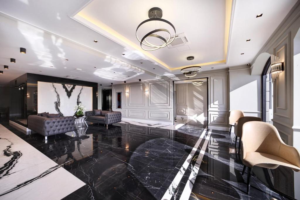 عکس هتل دورا پرا (Dora Pera)