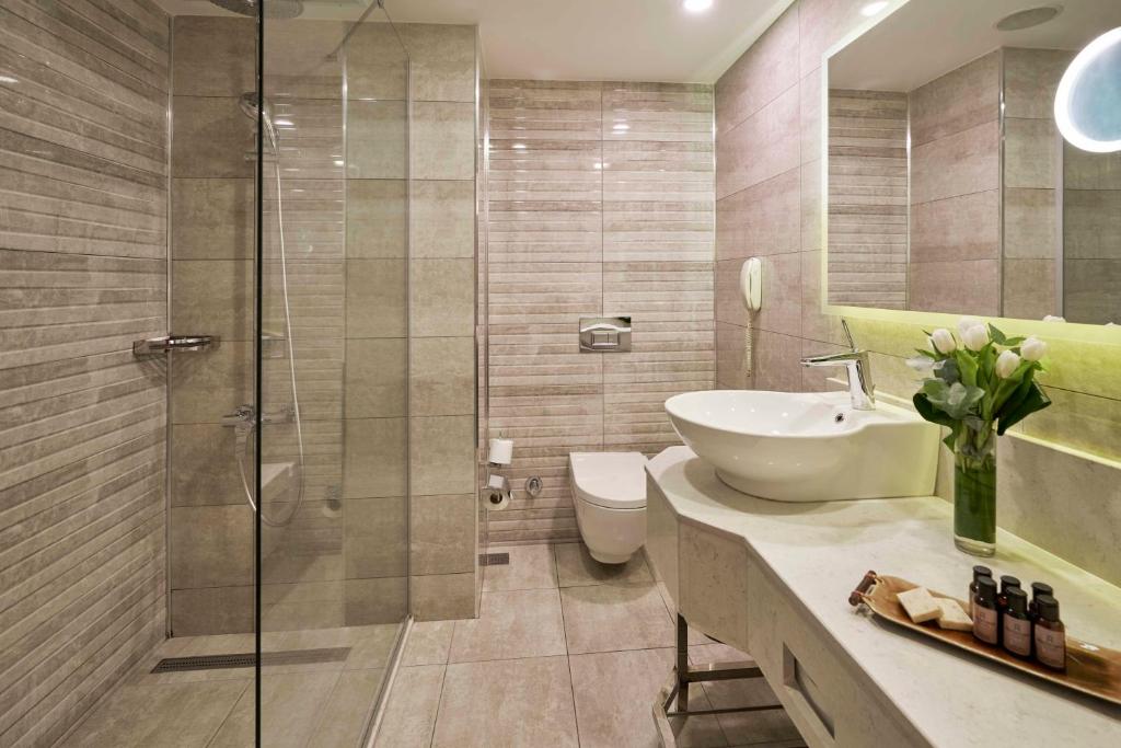 عکس هتل ریچموند (Richmond)