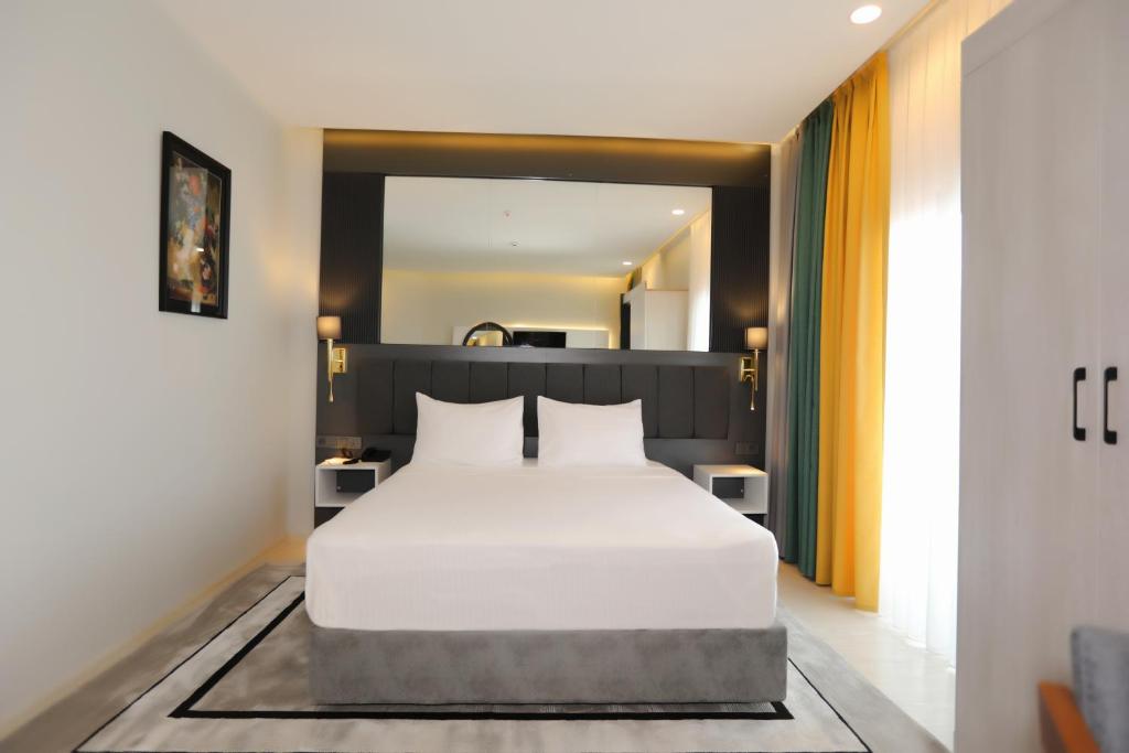 عکس هتل ددمان (Dedeman)