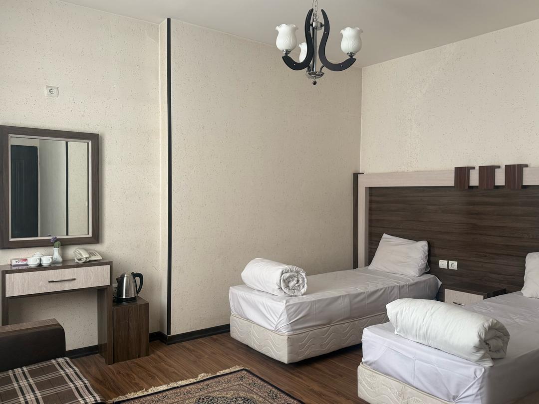 عکس هتل رهام