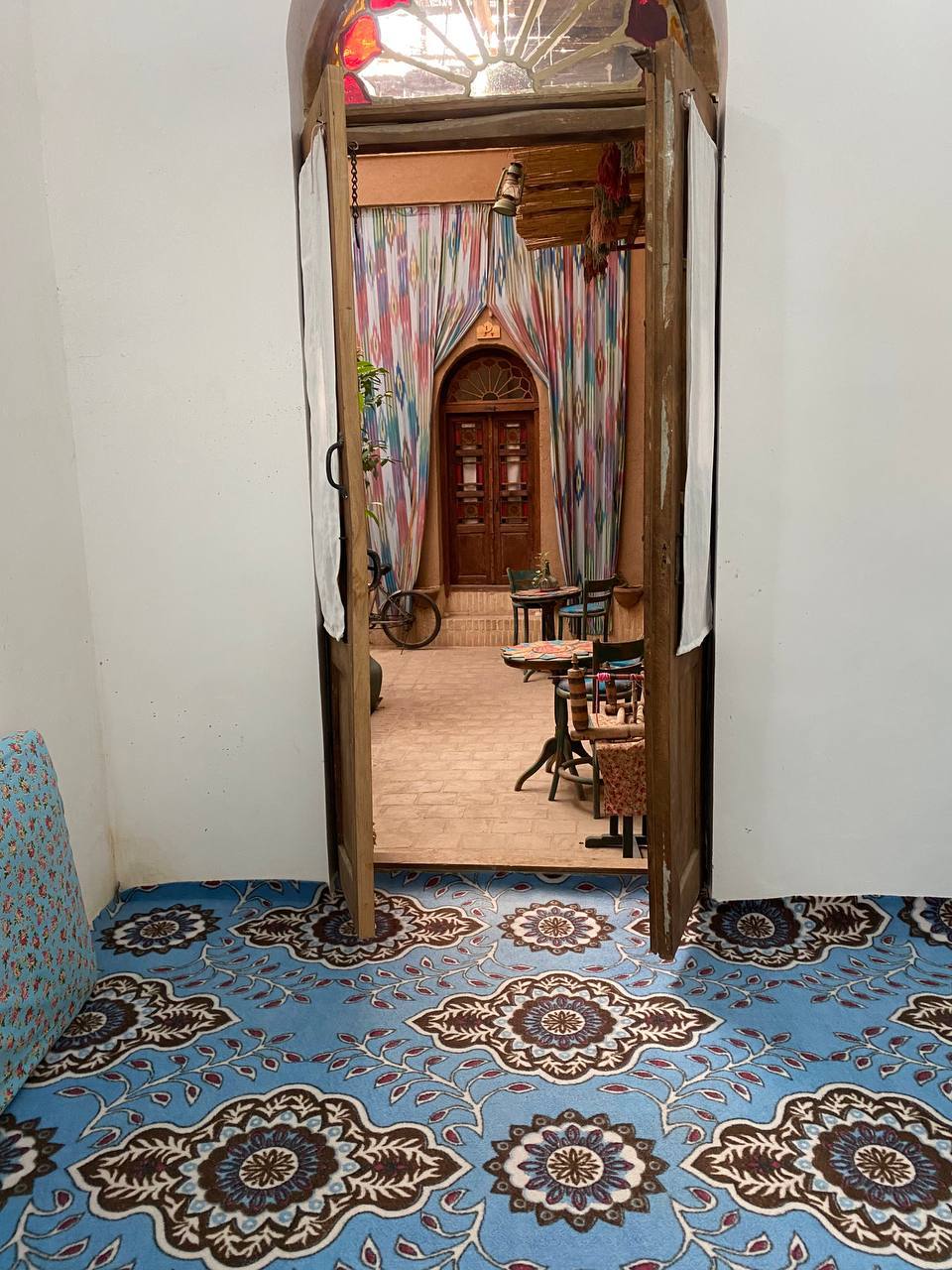 عکس هتل هشت