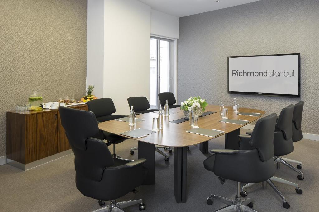 عکس هتل ریچموند (Richmond)