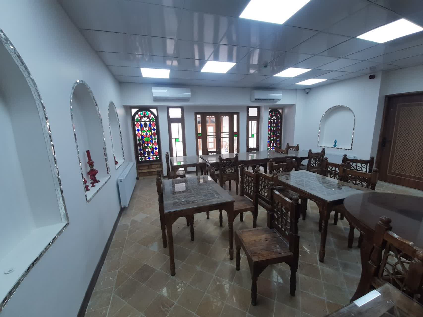 عکس هتل شاهان