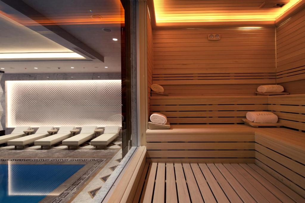 عکس هتل لازونی (Lazzoni)