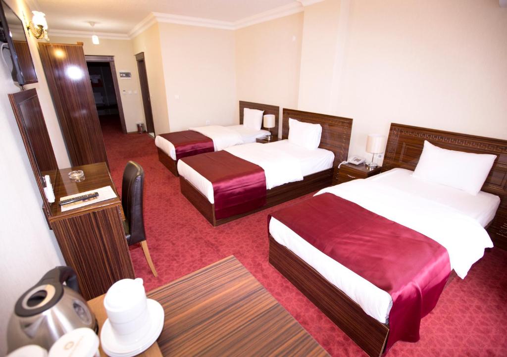 عکس هتل رسمینا (Resmina)