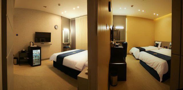 عکس هتل آریو