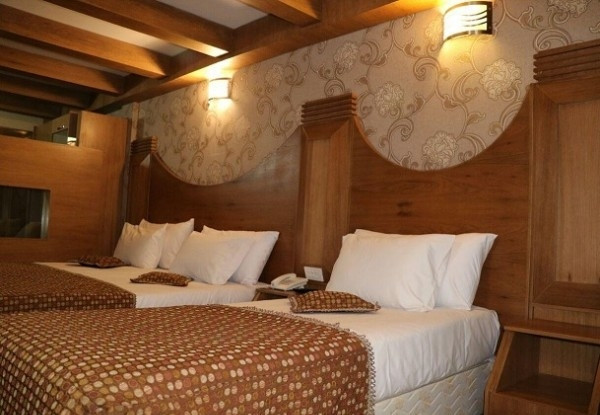 عکس هتل باباطاهر