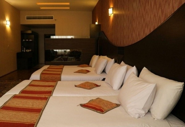 عکس هتل باباطاهر