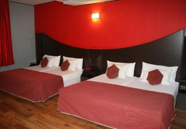 عکس هتل باباطاهر