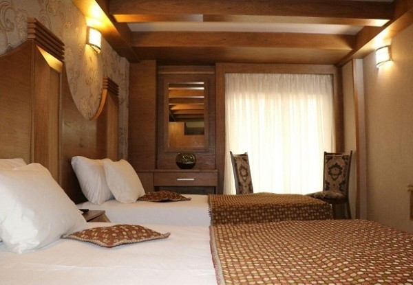 عکس هتل باباطاهر