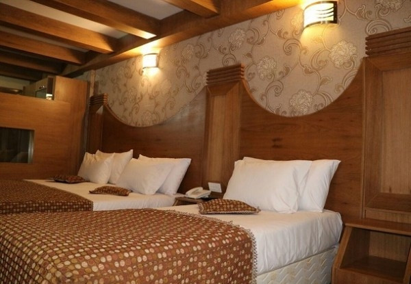 عکس هتل باباطاهر