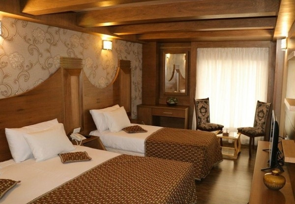 عکس هتل باباطاهر