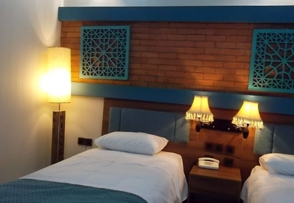 عکس هتل بوعلی