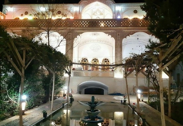 تصویر هتل خادمی